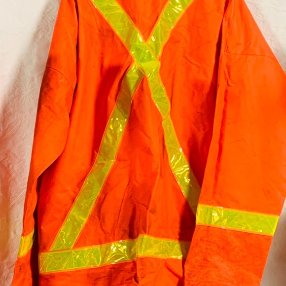 Viking Safety Jacket - Picture 2 of 2